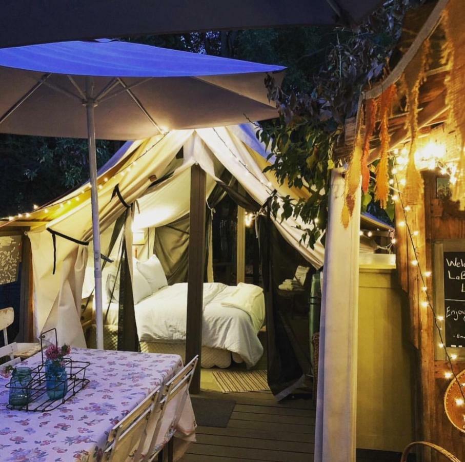 Отель La Boheme Living Лос-Анджелес Экстерьер фото