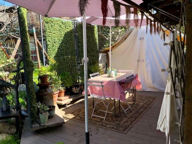 Отель La Boheme Living Лос-Анджелес Экстерьер фото